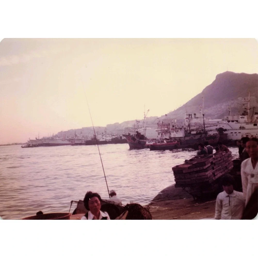 4 Vintage 1970s Busan Korea Jagalchi Harbor Market Photos Pusan Color Prints - Picture 4 of 4